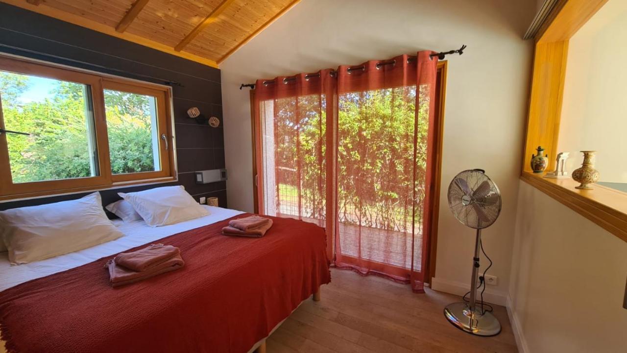 Chambre D'Hotes Au Chant Du Chardonneret Bed and Breakfast La Chapelle-Largeau Exterior foto